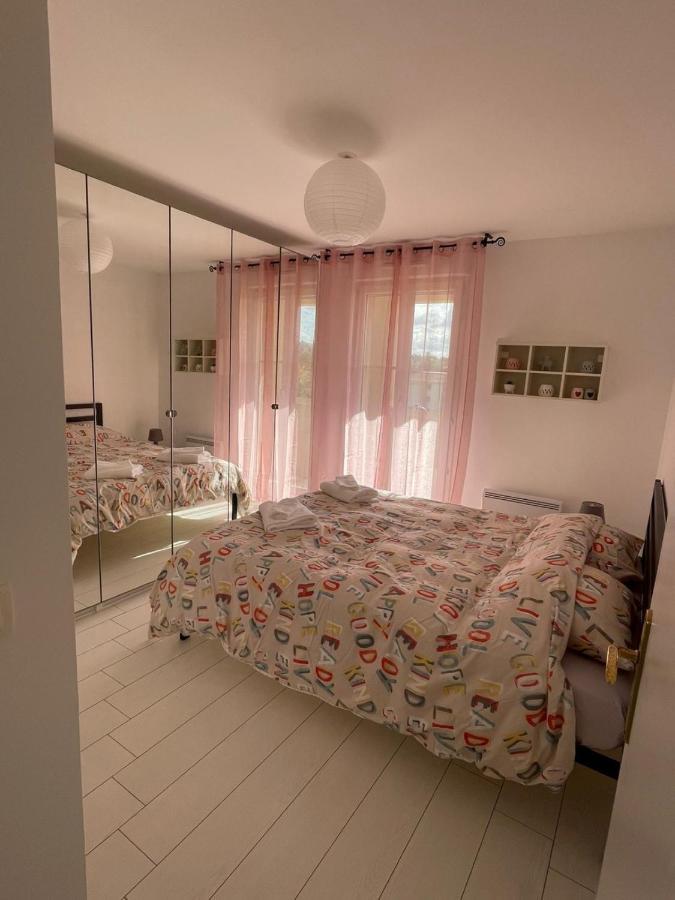 Charmant Appartement Duplex A 5Min De Disney. Magny-le-Hongre Exteriör bild